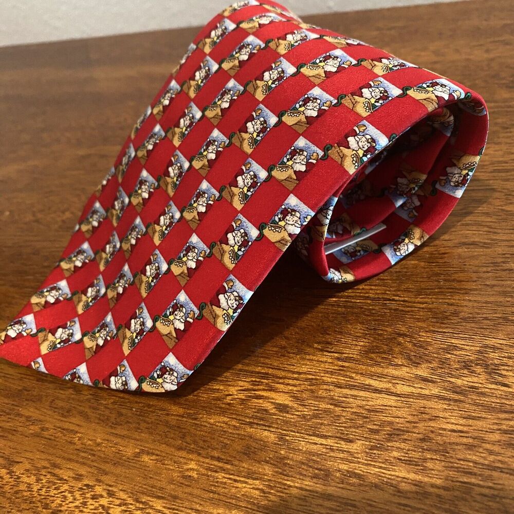 Christmas Tie Red Santa‎ 100% Silk Hallmark Design Collection Holiday